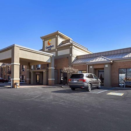 Comfort Inn Huntington Near University מראה חיצוני תמונה